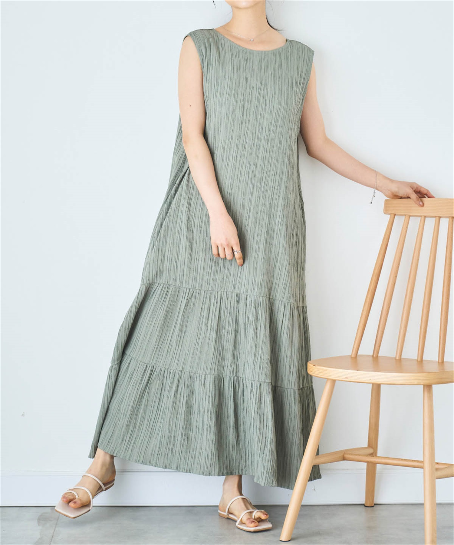 楊柳 ノースリーブ ティアードワンピース(61くすみグリーン-ＸＳ-0587132-61-028)